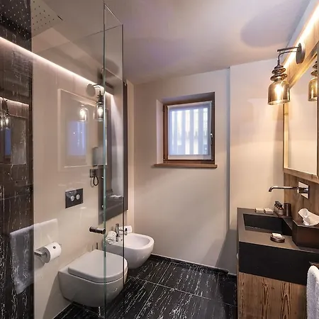 Hotell Le Massif & The Leading Of The World