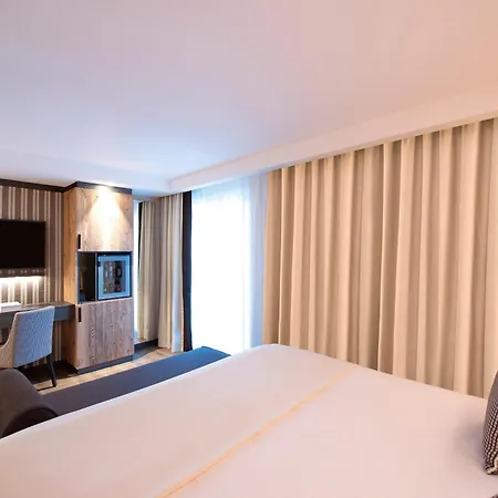 Le Massif & The Leading Of The World 5* Courmayeur