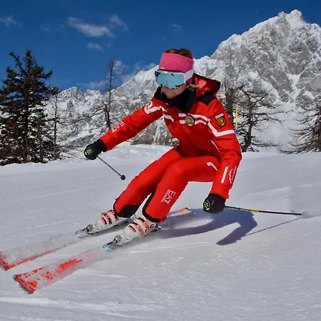 Le Massif & The Leading Of The World 5*