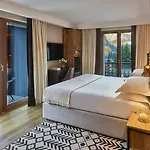 Le Massif & The Leading Of The World 5* Courmayeur