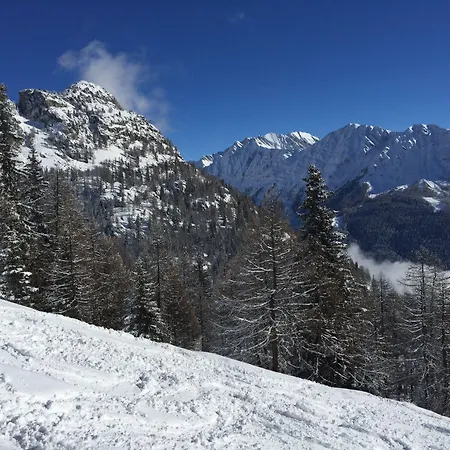 Szálloda Le Massif & - The Leading Of The World