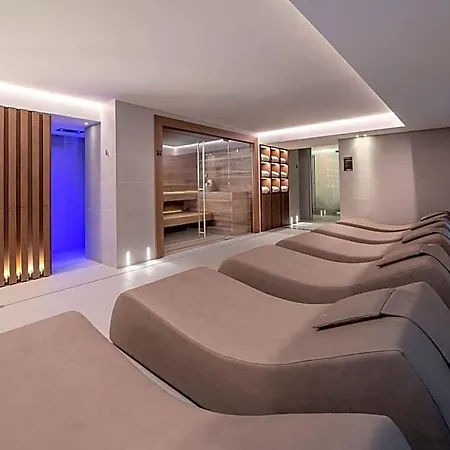 Le Massif & - The Leading Of The World Hotel 5*