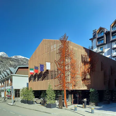 Le Massif & - The Leading Of The World Hotel
