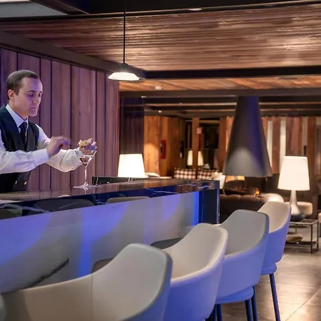 Le Massif & The Leading Of The World Hotel 5*