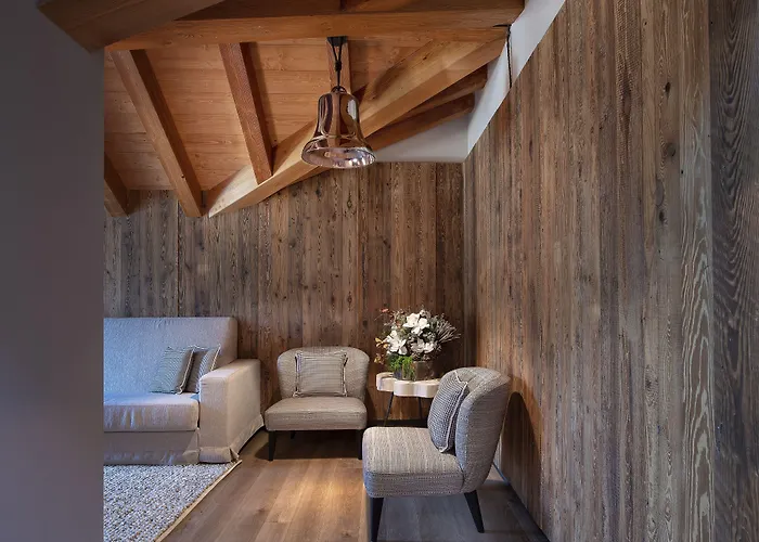 Le Massif & The Leading Of The World