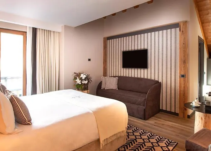 Le Massif & The Leading Of The World